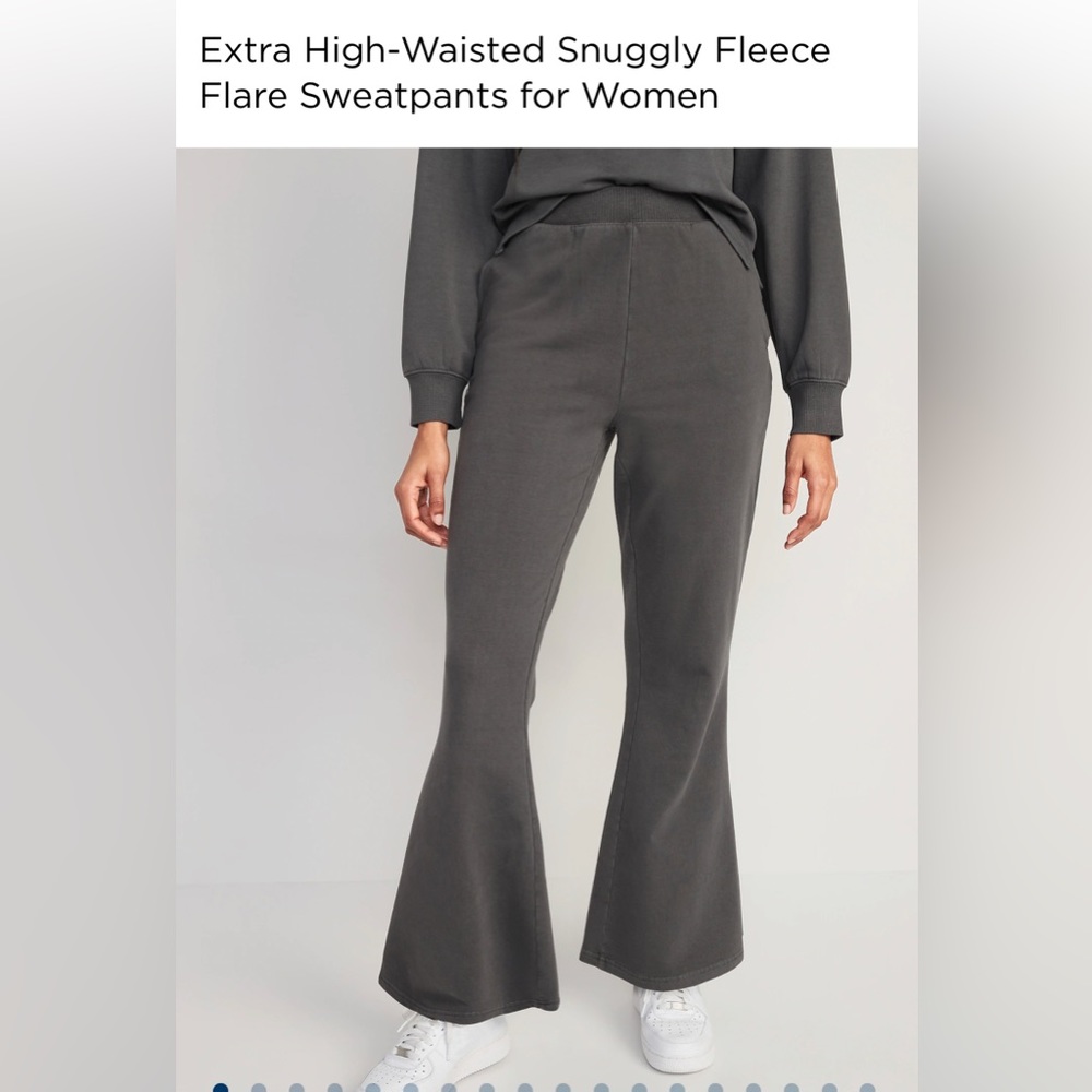 NWT High-waisted Flare Sweatpants